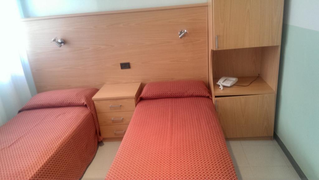 Hotel Real ซอตโตมารีนา ห้อง รูปภาพ